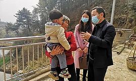 双峰县民政局开展“众志成城 卫我儿童”走访帮扶行动