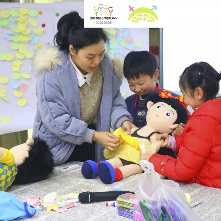 关于怎么生宝宝，孩子居然问出这样的问题……