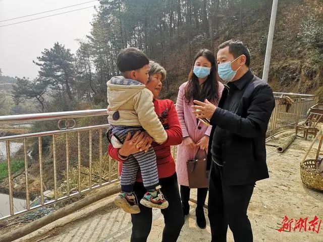双峰县民政局开展“众志成城 卫我儿童”走访帮扶行动